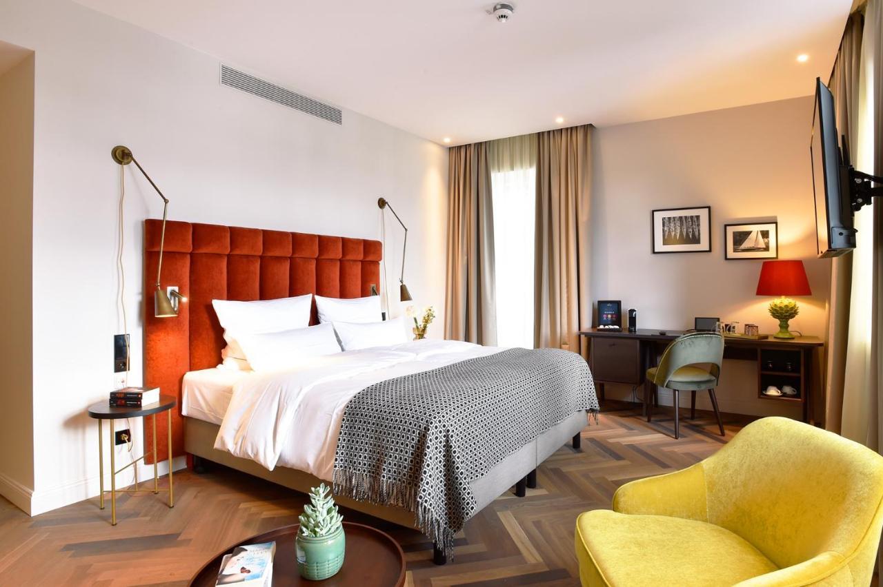 Das James Flensburg Exterior photo Deluxe room