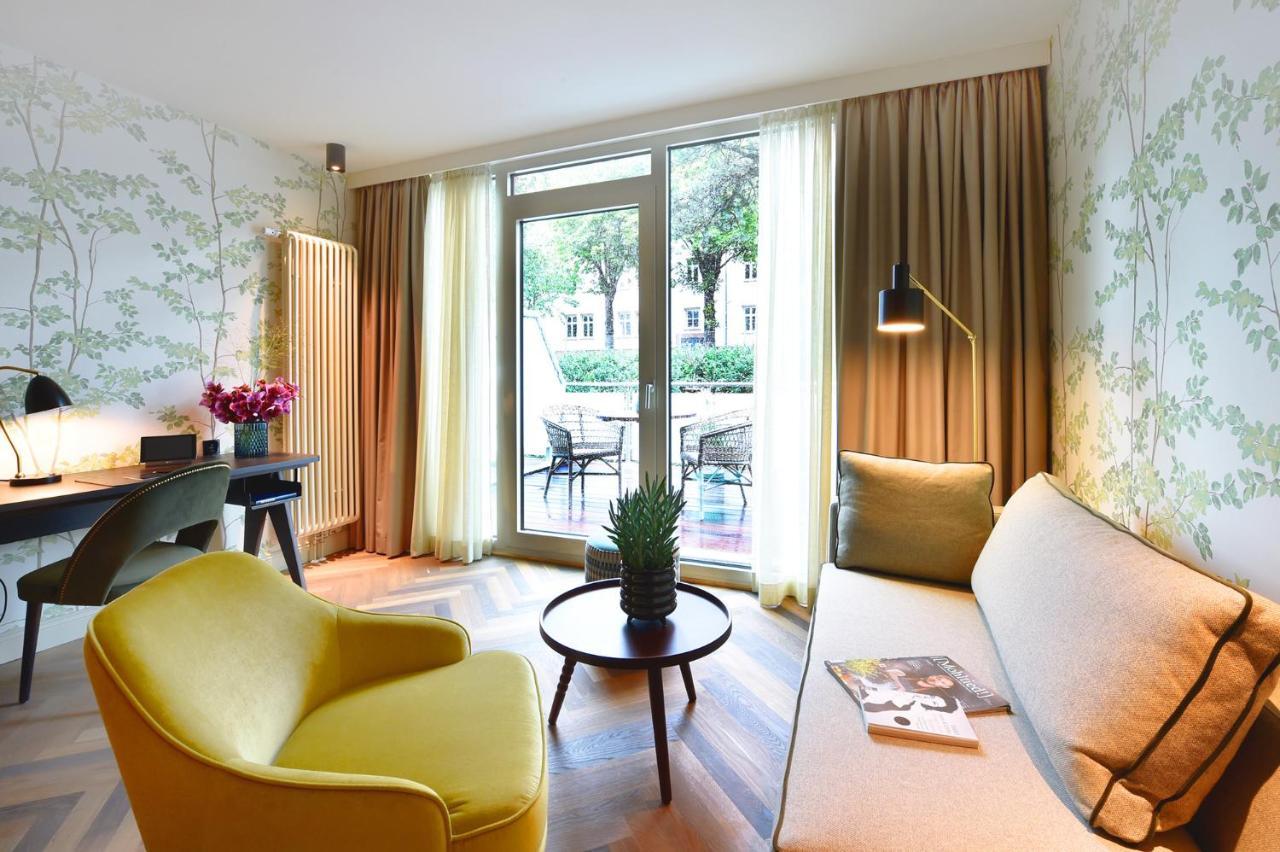 Das James Flensburg Exterior photo A suite at the Hotel Axelmannstein